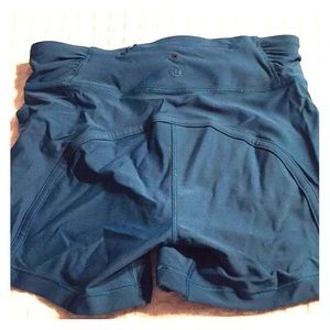 Lululemon compression shorts